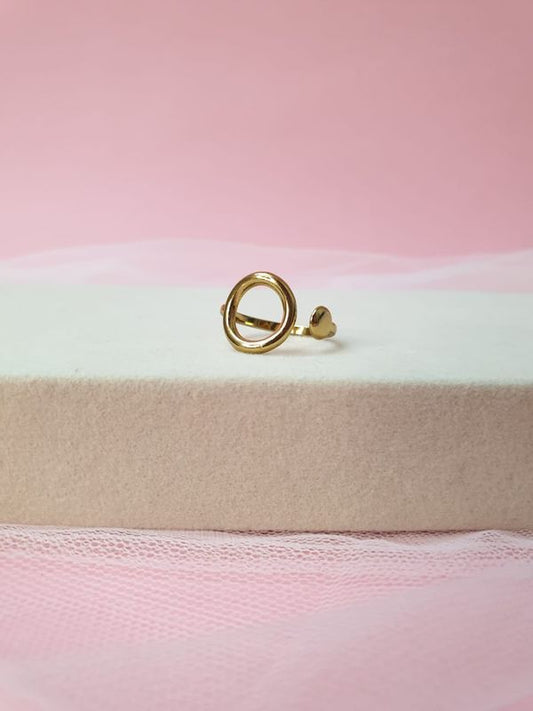 Circle Shaped Ring