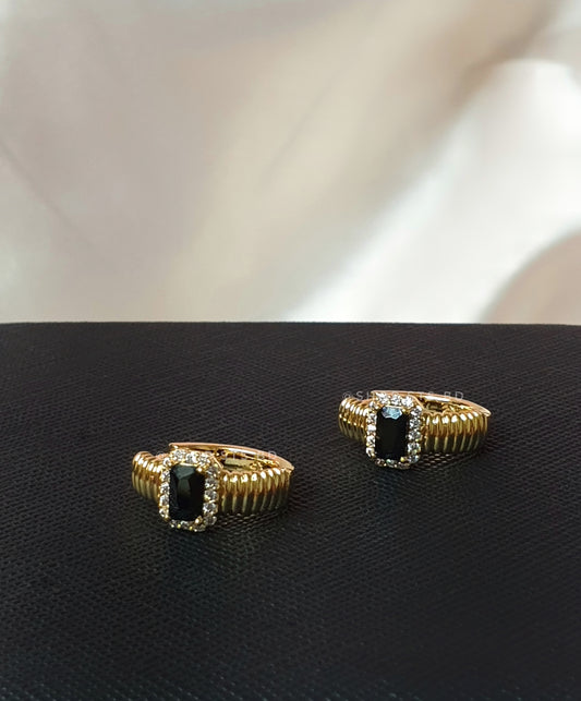 Isabelle Hoop Earrings With Black Stone 1.3 Cm
