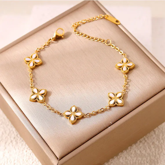Rasera Clover Style Chain Bracelet