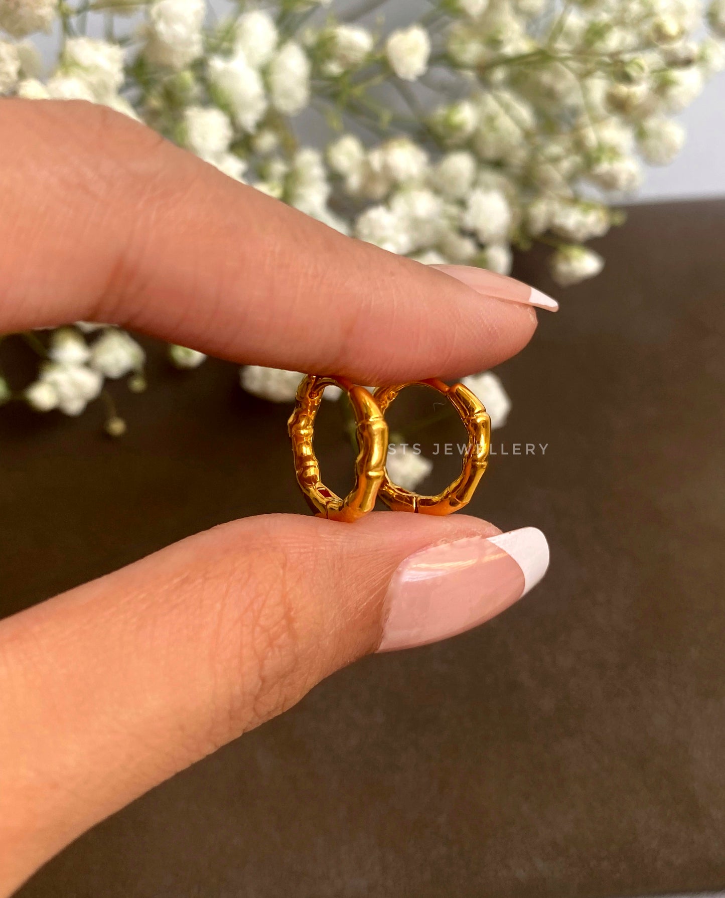 Bamboo Minimal 1.1 Cm Golden Hoop Earrings