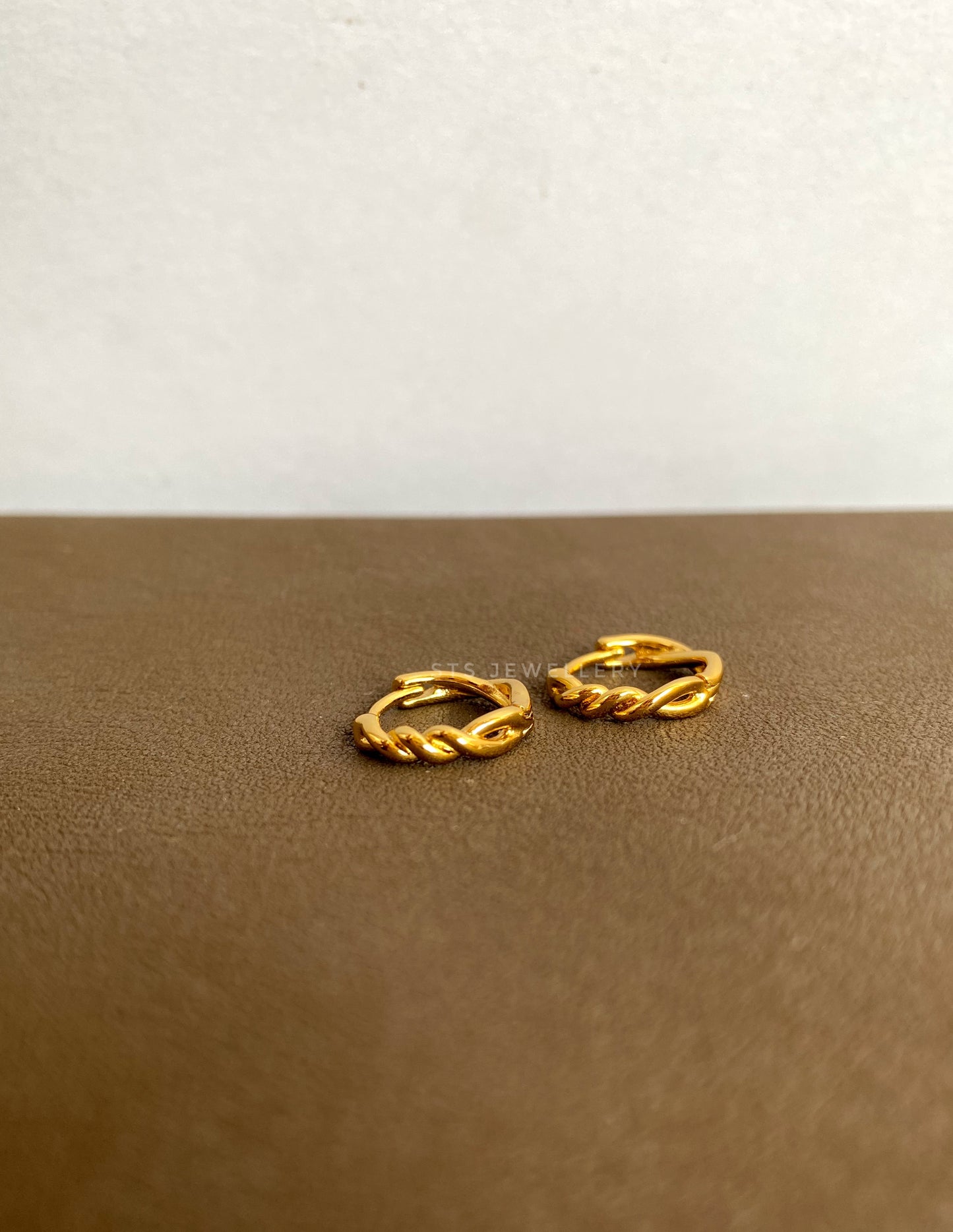 Braided Mini Golden Hoop Earrings 1.4 Cm