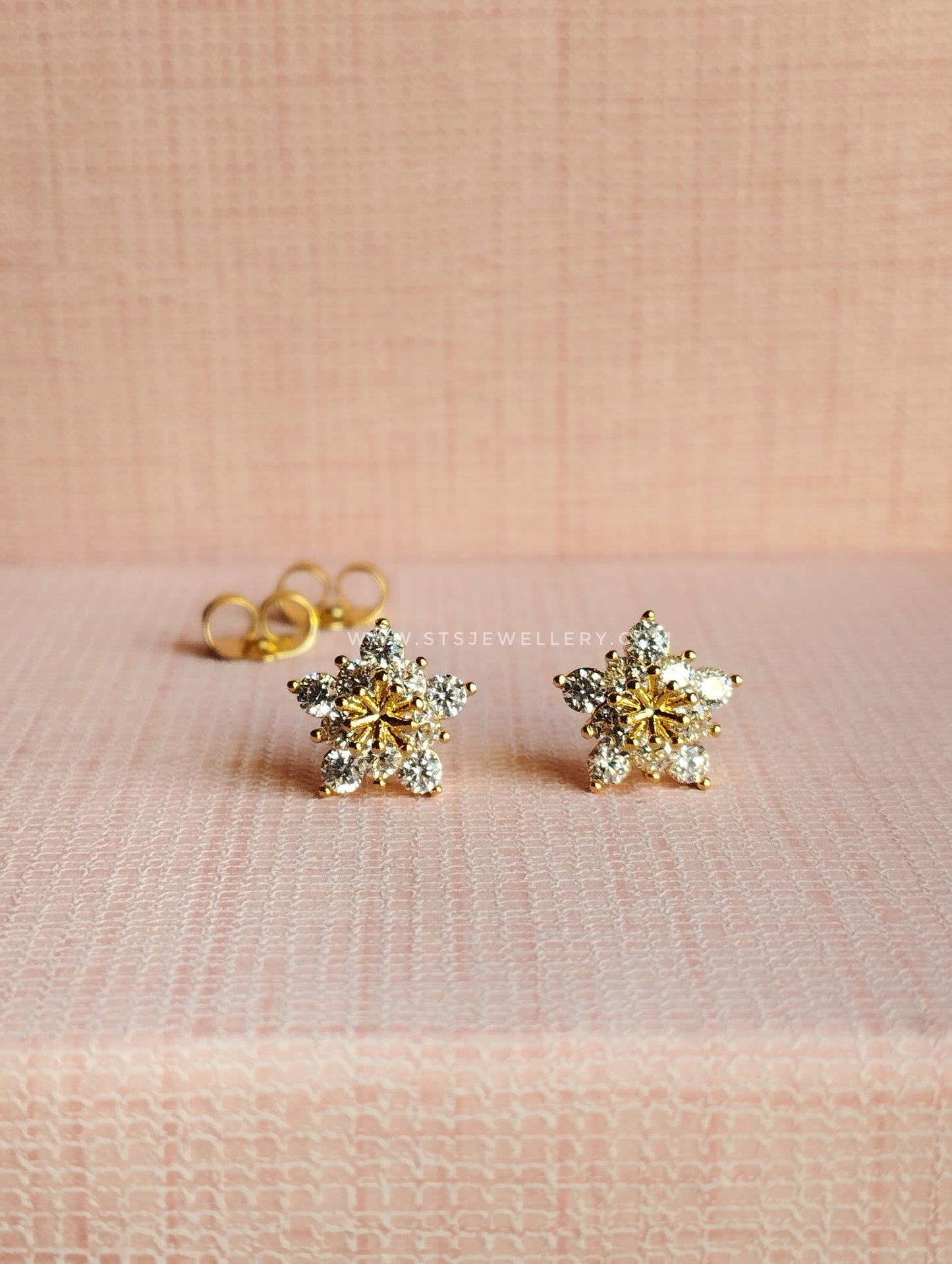 Cardinal Flower Stud Earrings 12mm