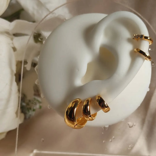 Donatella Hoop Earrings 1.4 cm , Chunky & Minimal Style