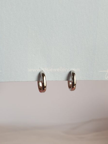 Dixie Mini Upper Lobe Hoop Earrings 0.7 cm