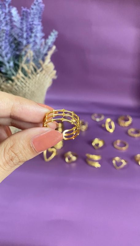Rika Ring- Adjustable