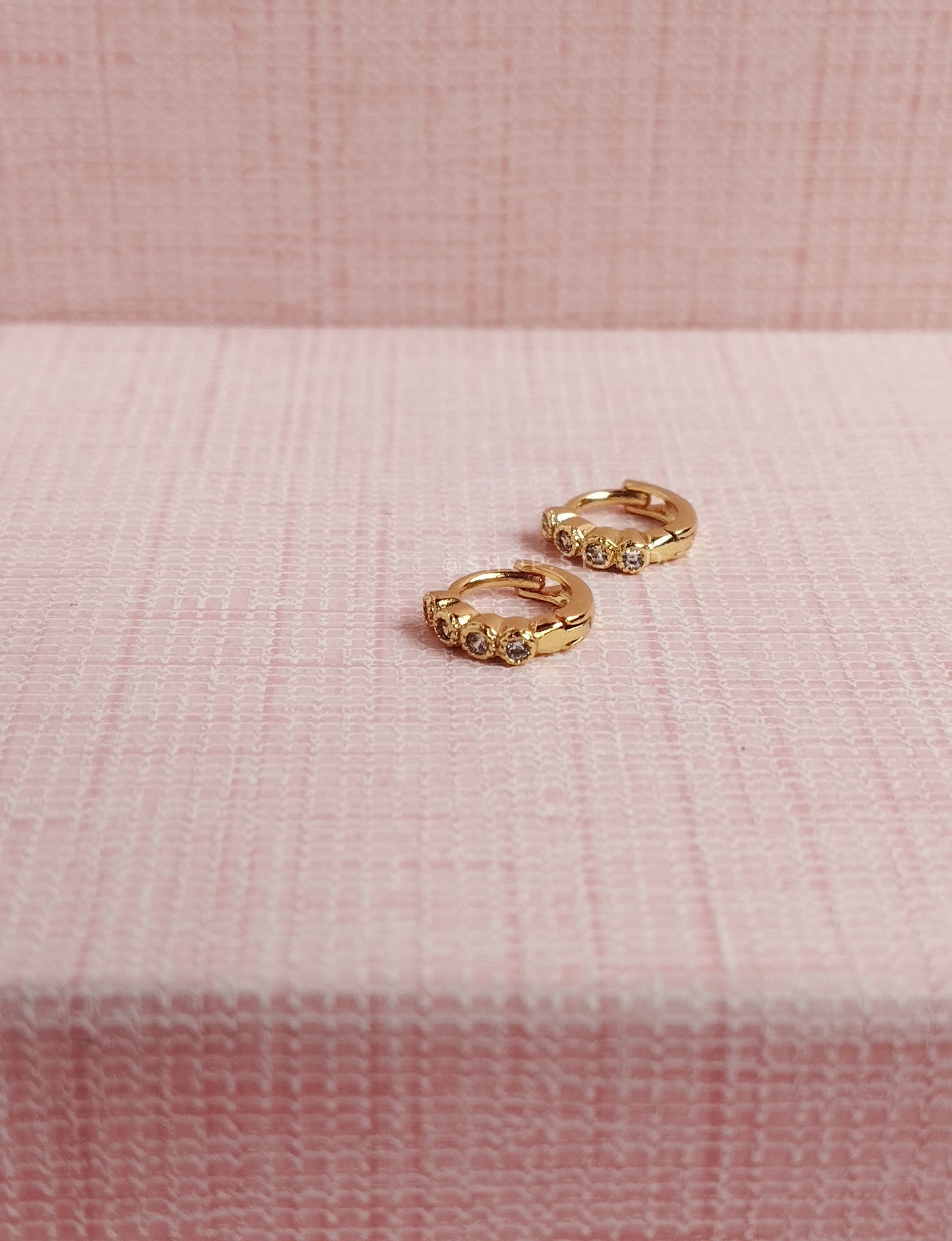 Mei Hoop Earrings for Upperlobe Piercings 0.6 Cm