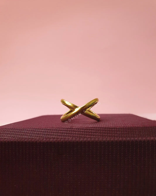 X Shaped Ring - Adjustable
