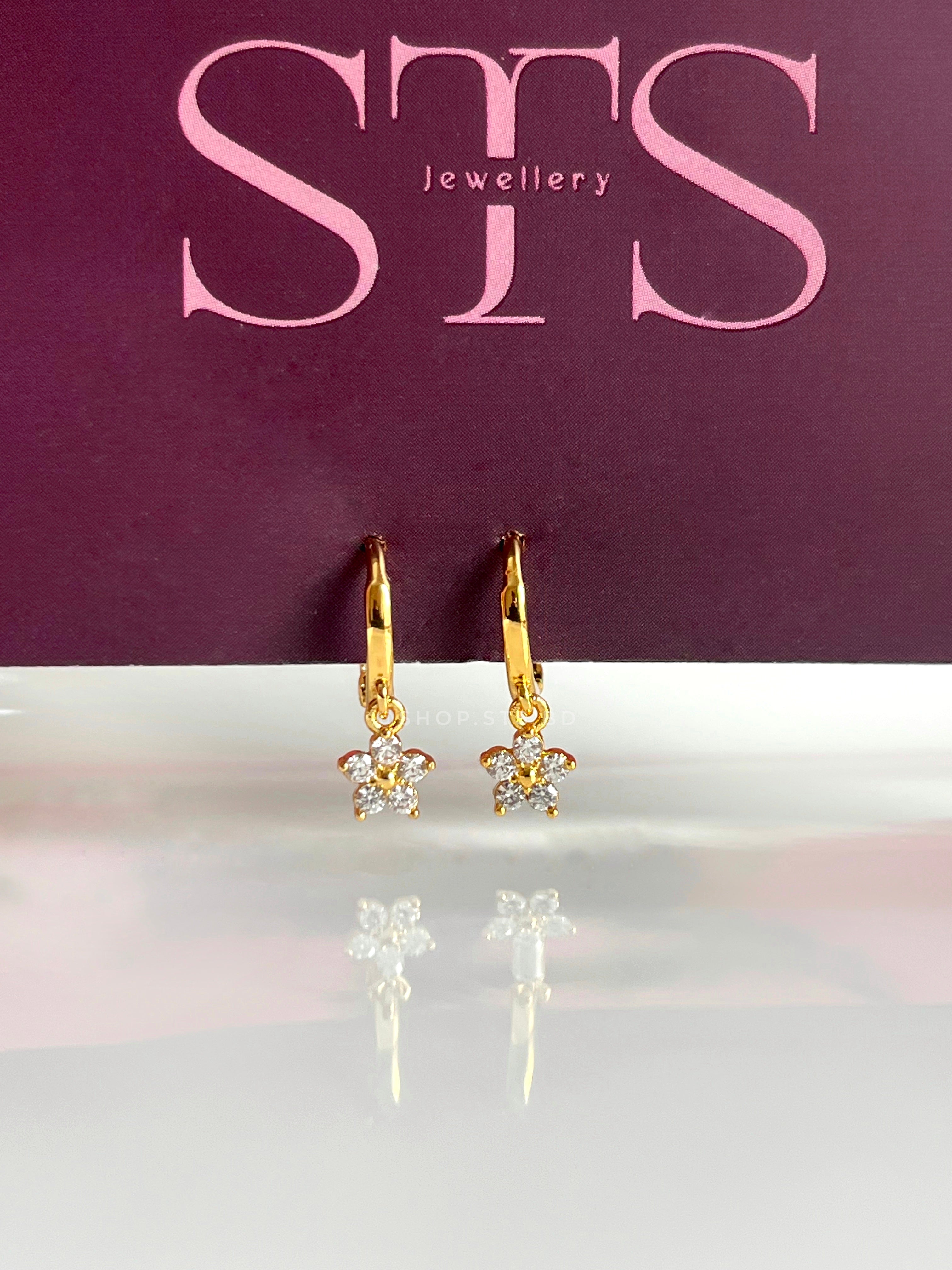 Mini Periwinkle Flower Hoops 0.6cm | Customer Favourite | STS Jewellery ...
