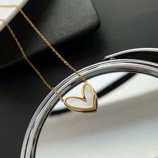 Sweet Pearly Heart Necklace