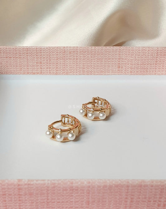 Suki Rosegold Mini Huggie Pearl Hoop Earrings