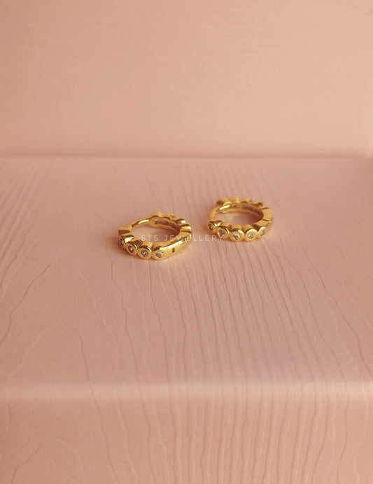 Gia 0.8 Cm Hoops With Bezeled CZ Stones