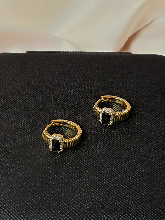 Isabelle Hoop Earrings With Black Stone 1.3 Cm
