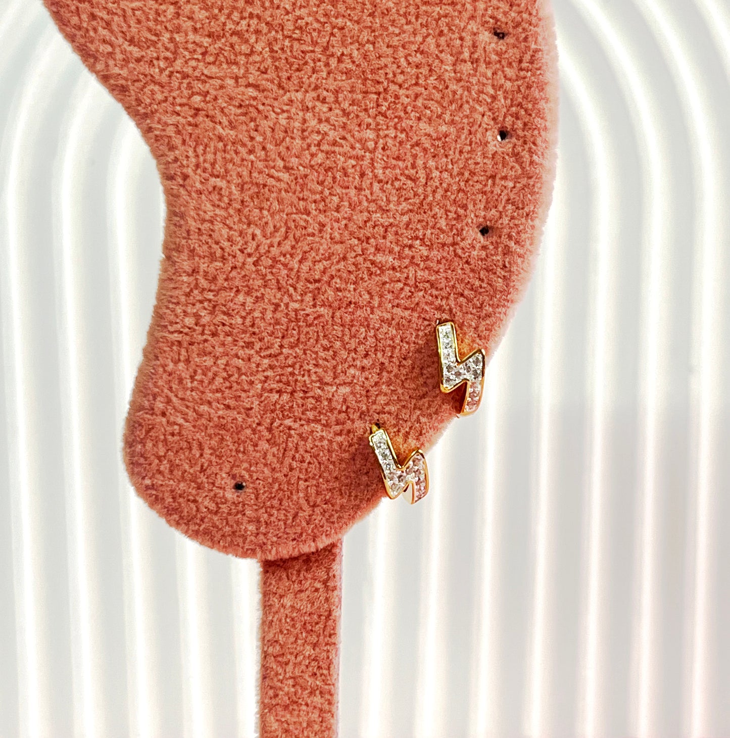 Stormi Hoop Earrings 1.2 Cm Huggie Style