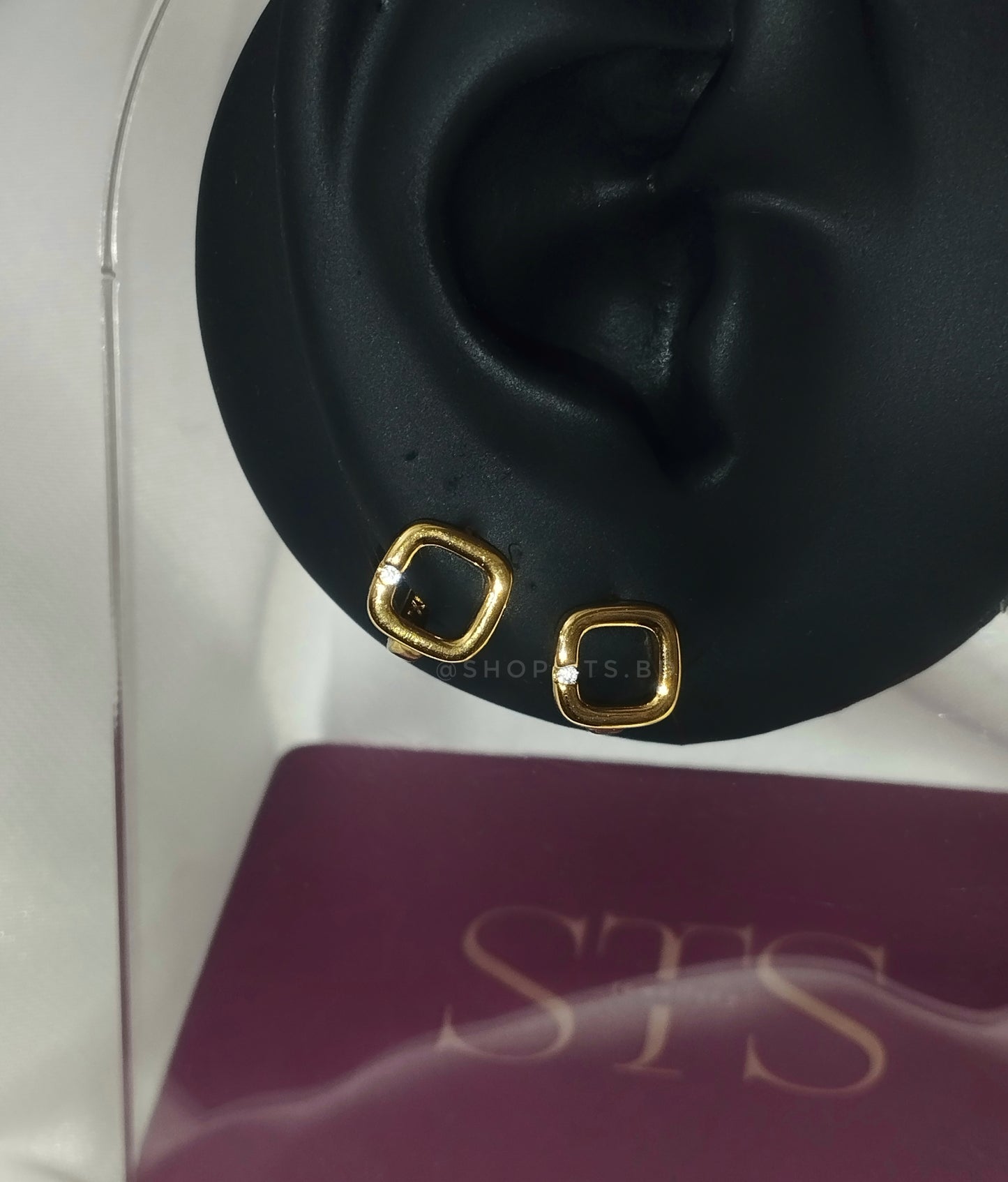 Eddie Upper Lobe Hoop Earrings 1 cm